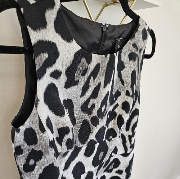Ann Taylor Gray Black Animal Leopard Print Sheath Dress Size 4 Petite - Picture 4 of 10